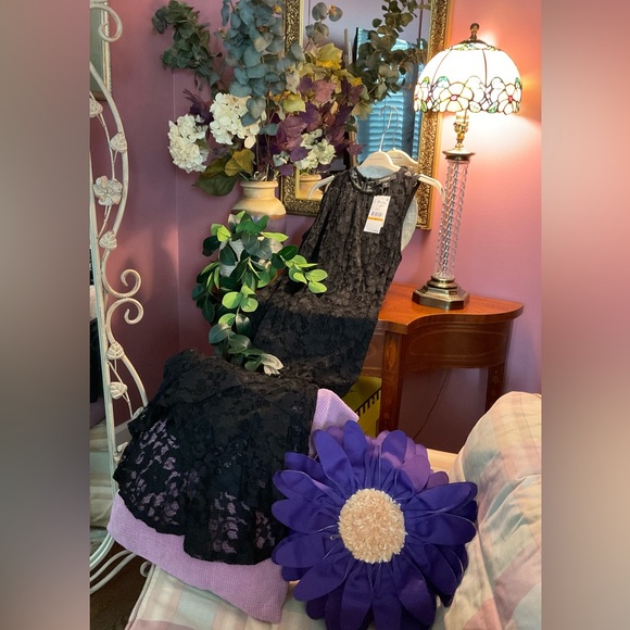 Karen Kane Long Fitted Sleeveless, Lace, Dress in BLACK. Size S NWT’S - Picture 5 of 9